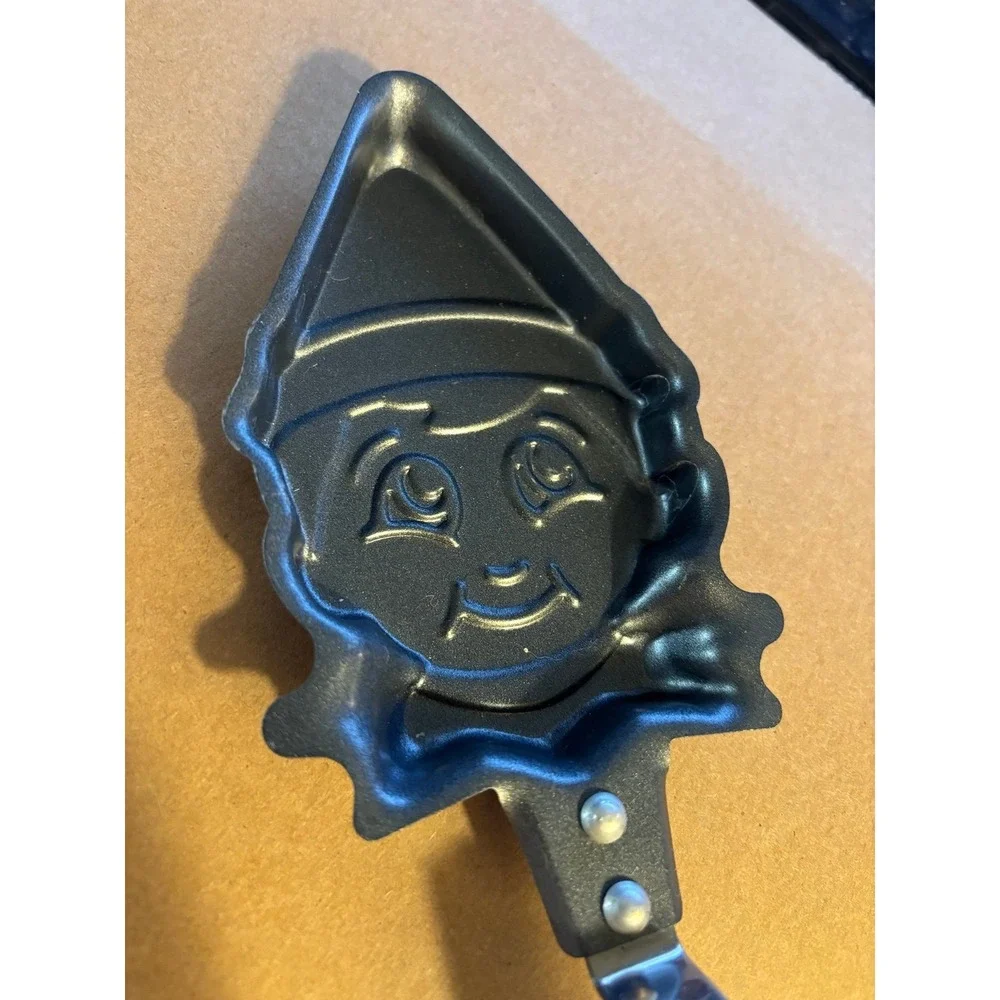 Elf On The Shelf Shaped Non-Stick Pancake Egg & Candy Pan Skillet